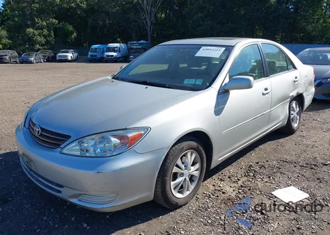 2004 Toyota Camry Le V6 from USA, damaged, VIN 4T1BF32K14U569957